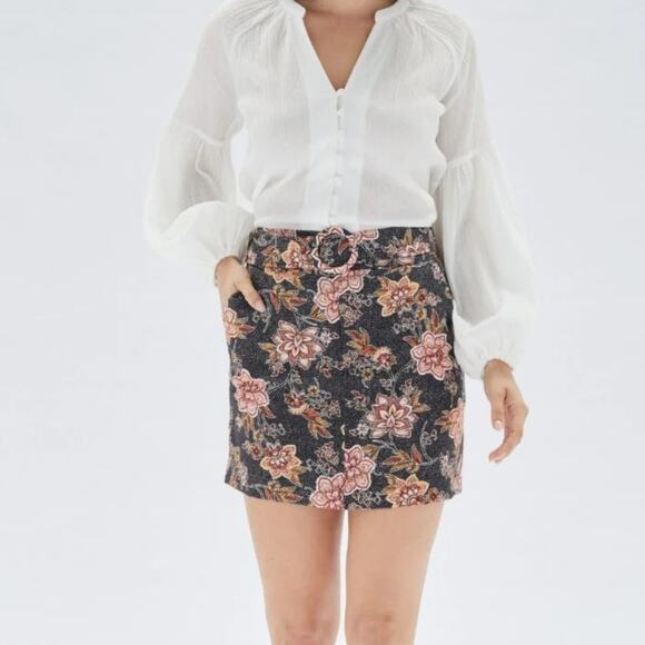 NWT MINKPINK Mehdya A-Line Mini Skirt - Picture 2 of 13